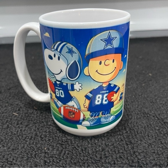 Other - DALLAS COWBOYS SNOOPY COFFEE CUP 15 oz​